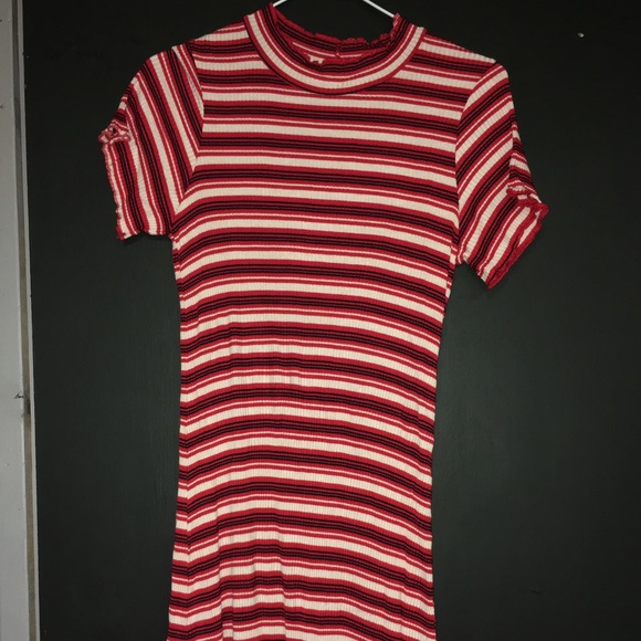 Stripped Dress - Picture 2 of 5